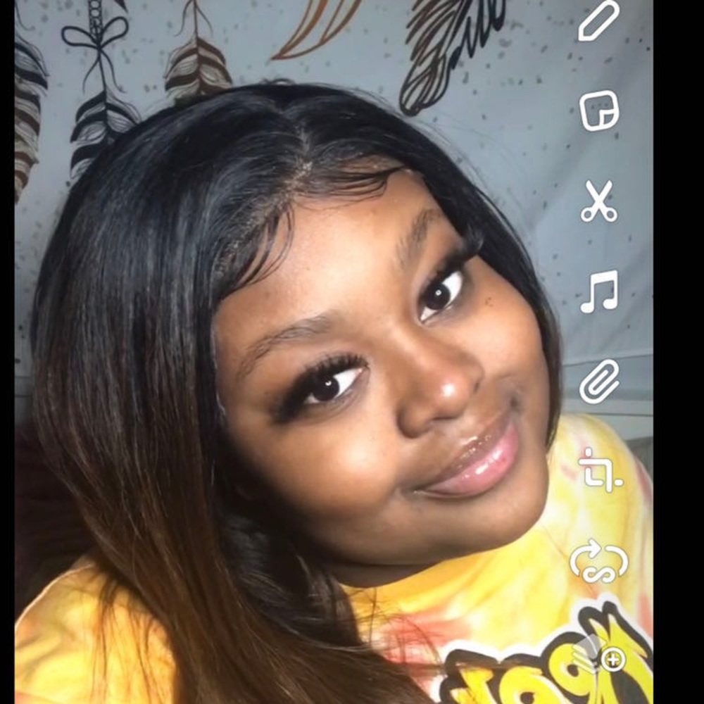 Meet your Posher, Jasmine